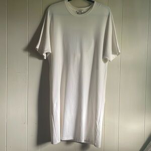 👗50% OFF! COS oversized t shirt dress with cut out back